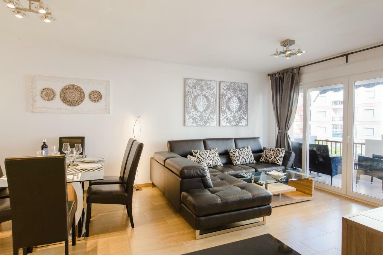 Picasso Daisy Apartment Fuengirola Exterior photo